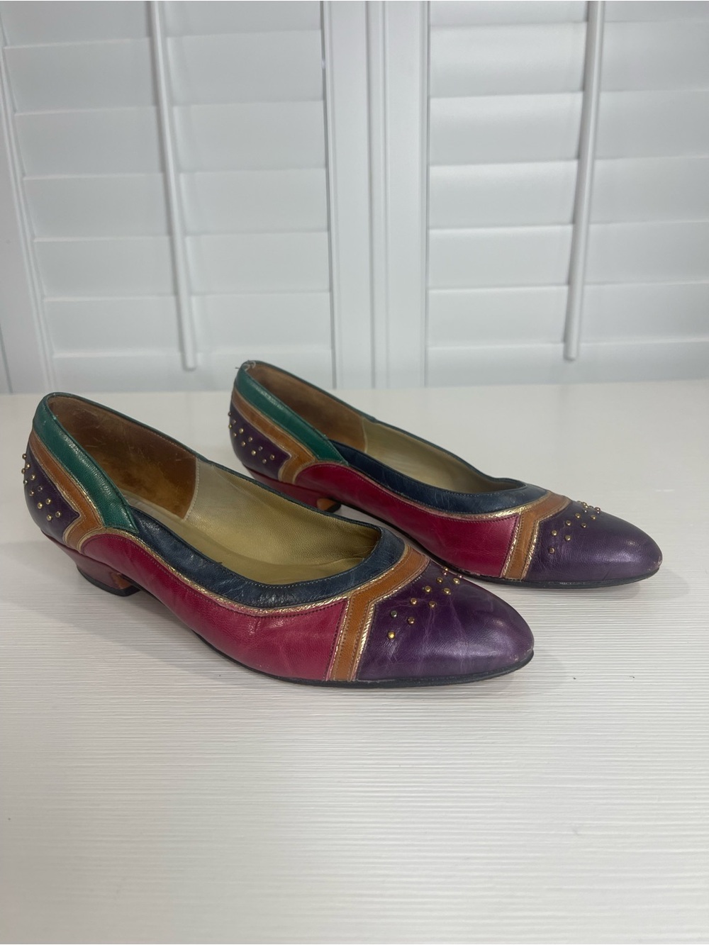 Thomas Cort Vintage Leather Multicolor Patch Low Heel Pumps